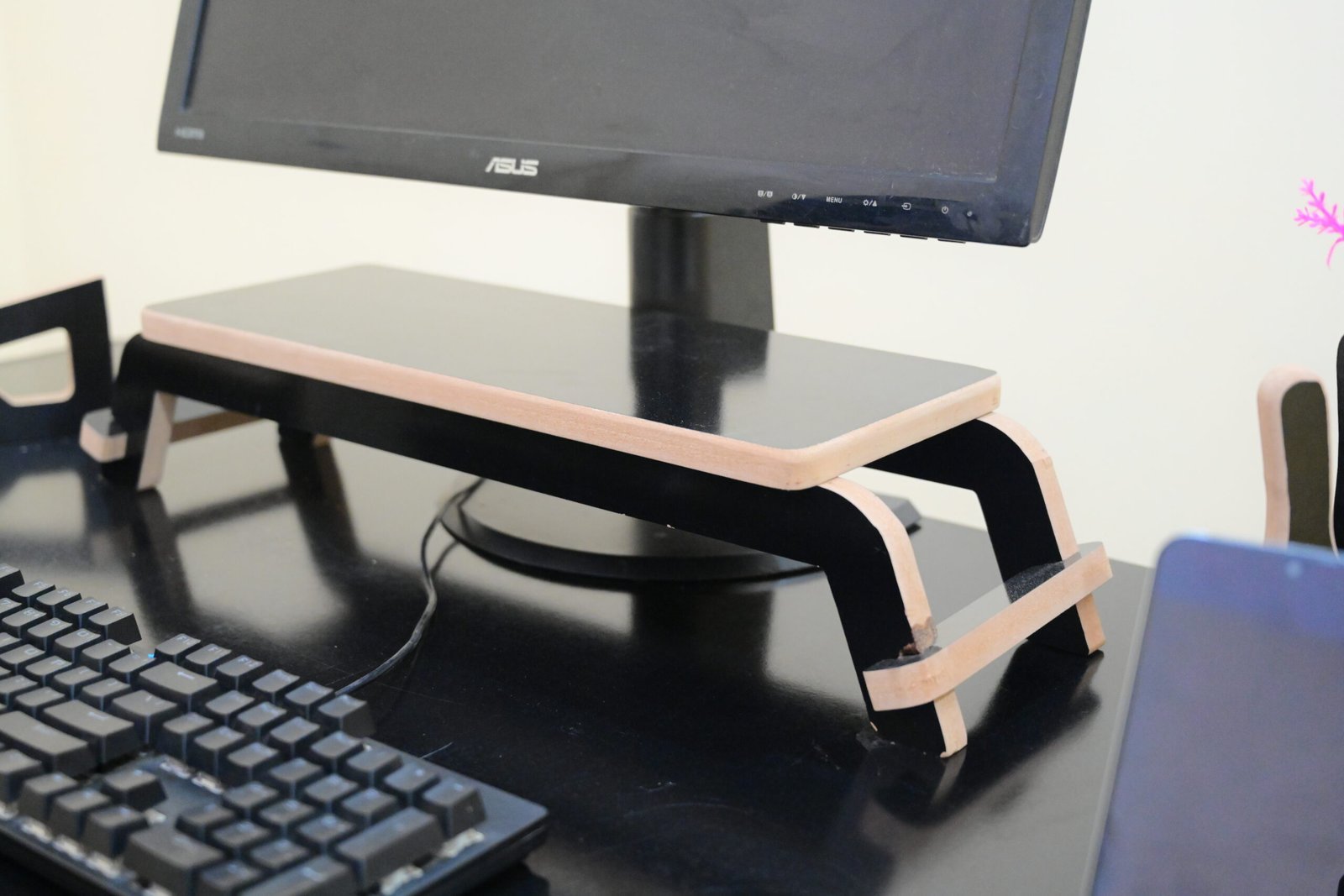 Desk accessories